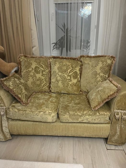 Продам набор диванов