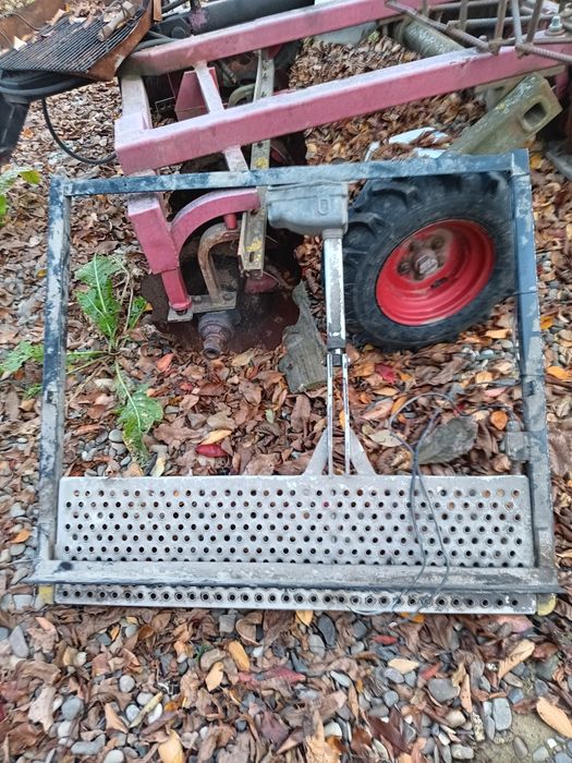 Scară electrică pentru buz