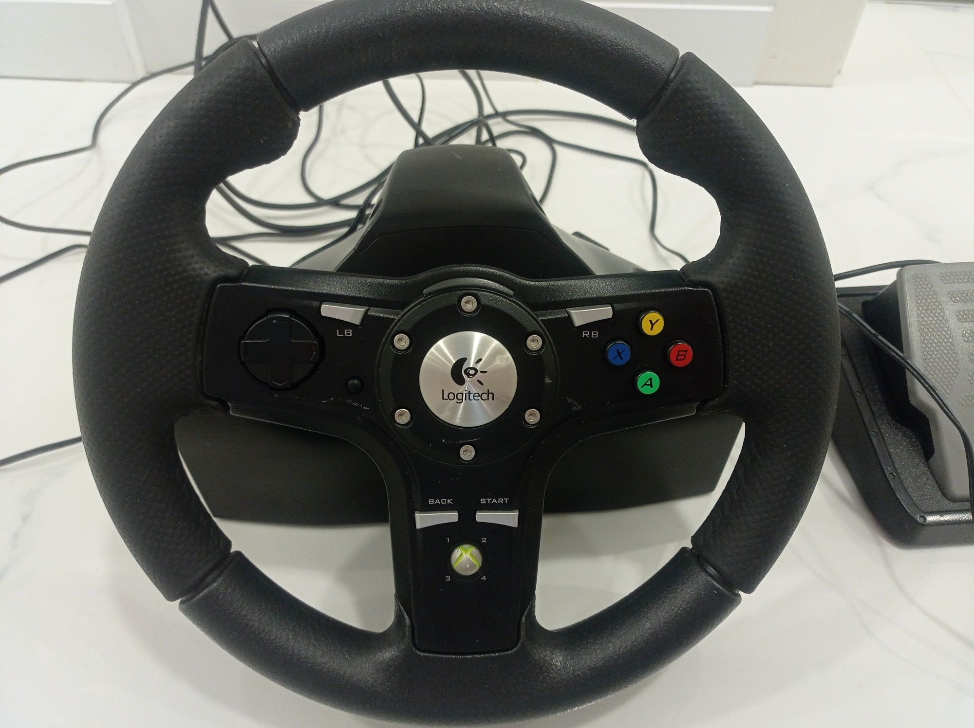 Logitech DriveFX - Xbox 360