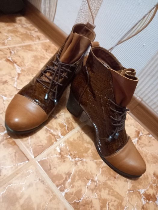 Дамски боти естествена кожа