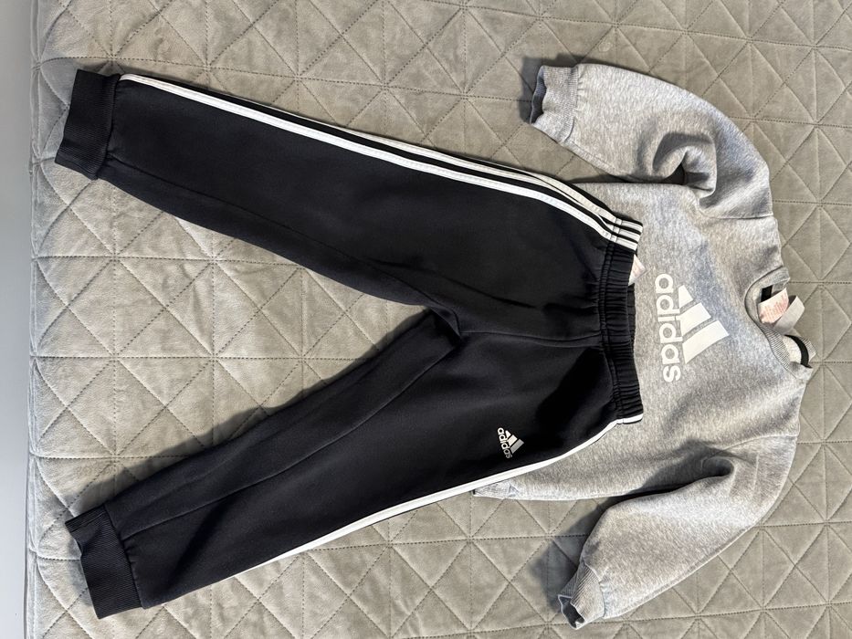 Анцуг Adidas 104 размер