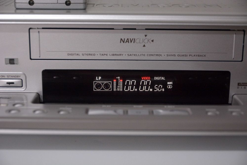 Videorecorder,Video recorder D-VHS Thomnson.