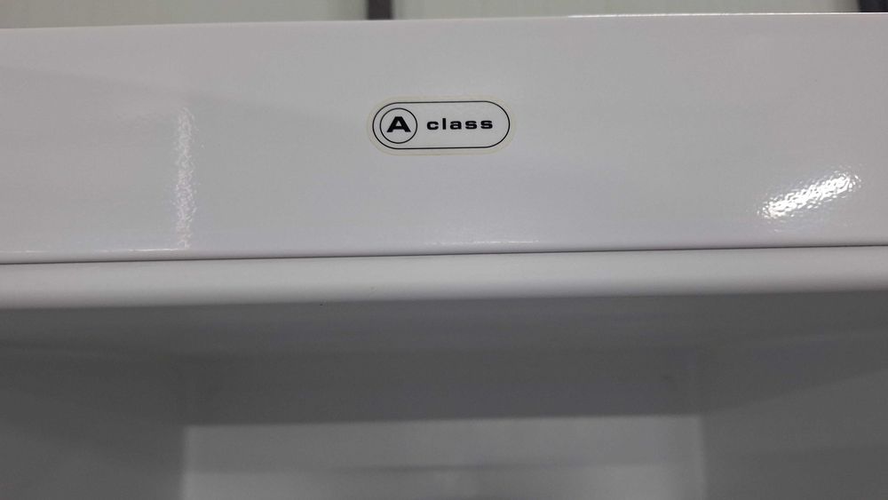 Комбиниран хладишник с фризер Whirlpool