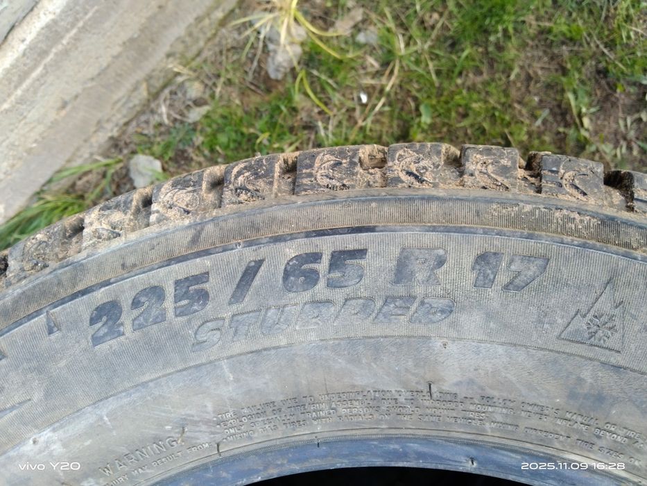 Продам шины  зимний