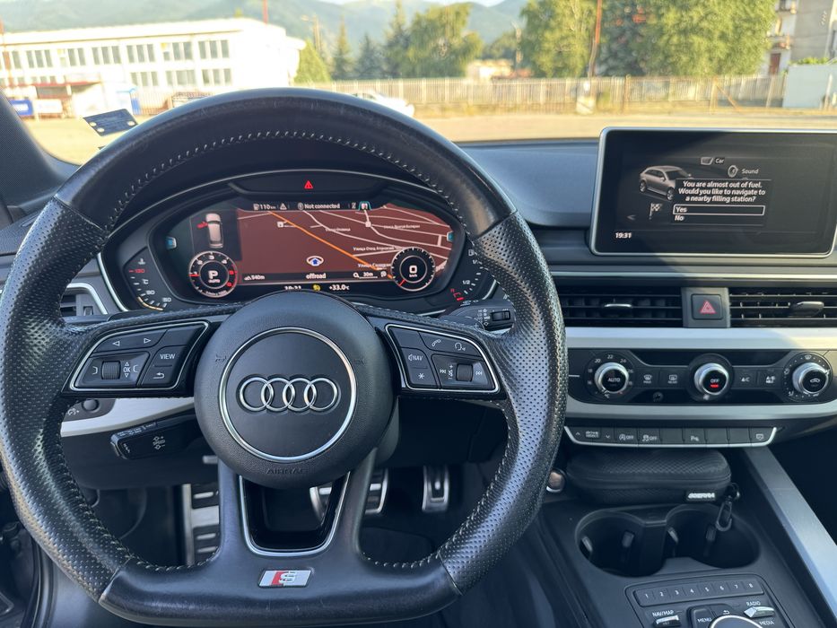 Audi a4 2.0d quattro 3 X S-line Virtual Cockpit Matrix