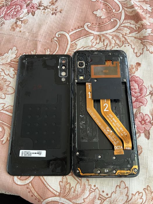Samsung A50 smartfon
