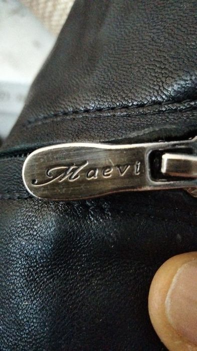 Демисезонные кожаные сапоги на платформе, размер 39, фирма Maevi