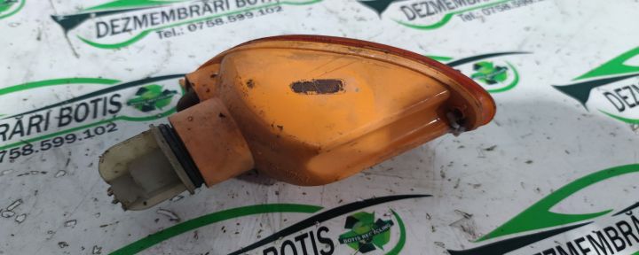 Lampa semnalizare fata dreapta Ford Focus prima generatie