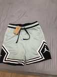 Pantaloni scurti jordan