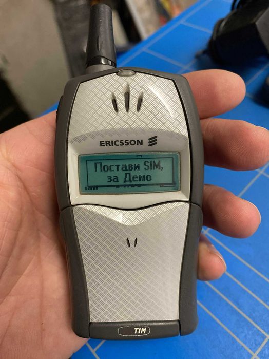 Telefoan mobil Ericsson T20e - GSM