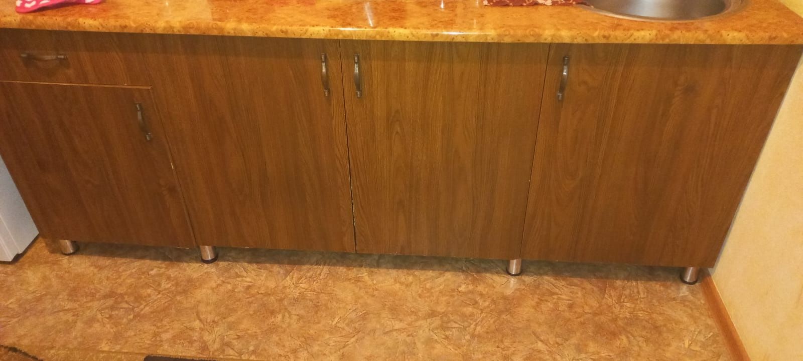 Кухонный гарнитур