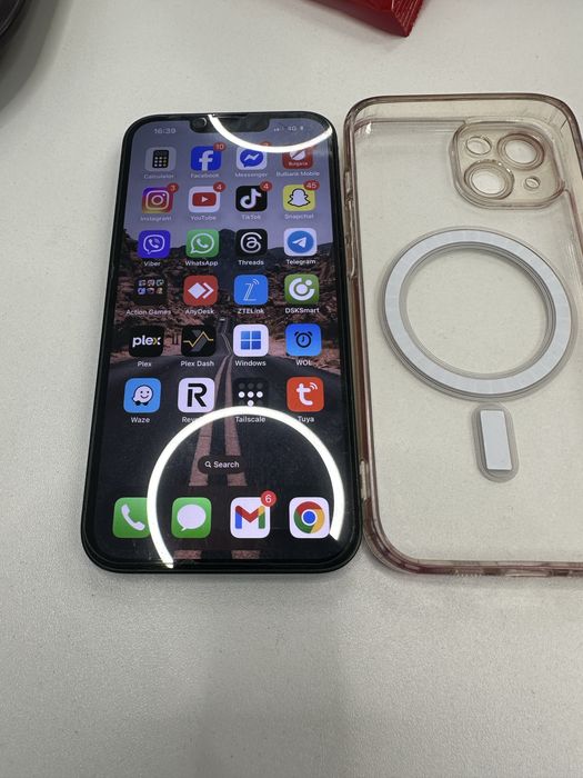 Iphone 13 зелен