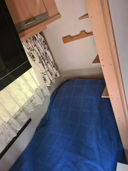 Каравана Knaus Eifelland 395 + форселт + втори покрив