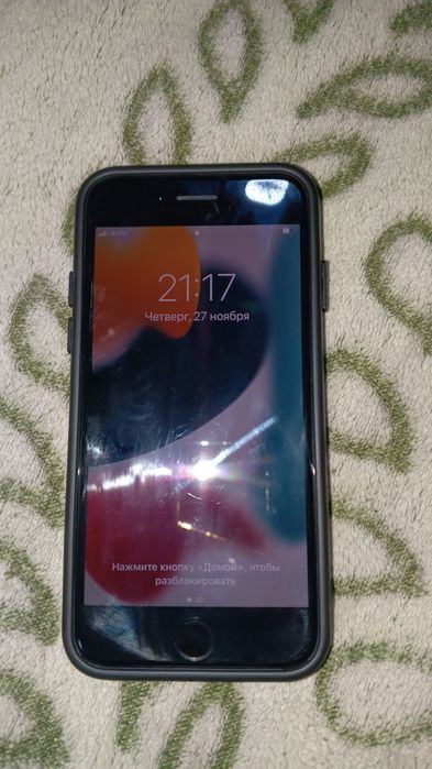 Продам айфон 7на 32гб