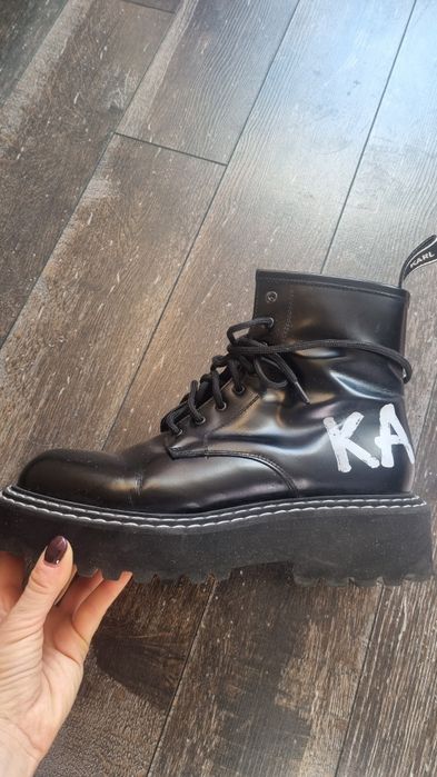Karl Lagerfeld естествена кожа N41  боти