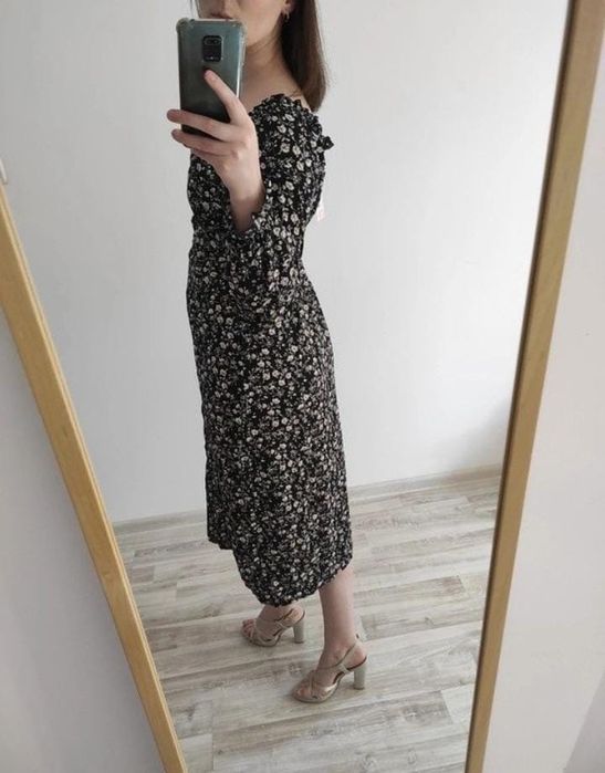 Rochie pentru perioada alăptării