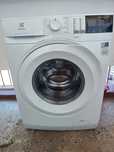 Vând mașină de spălat Electrolux 8 kg