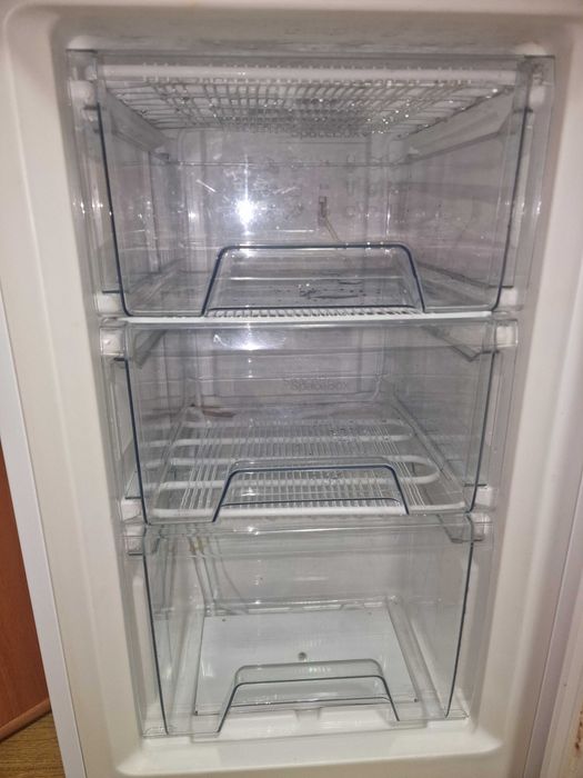 Congelator Gorenje cu 3 sertare