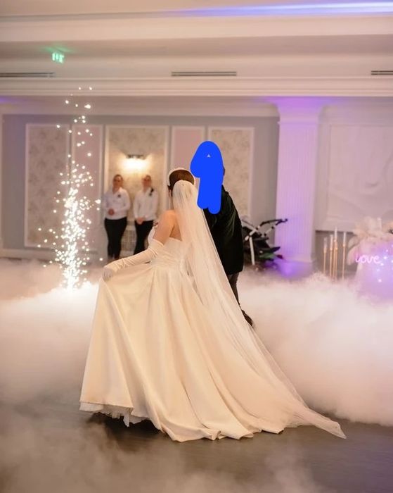 Vand rochie de mireasa