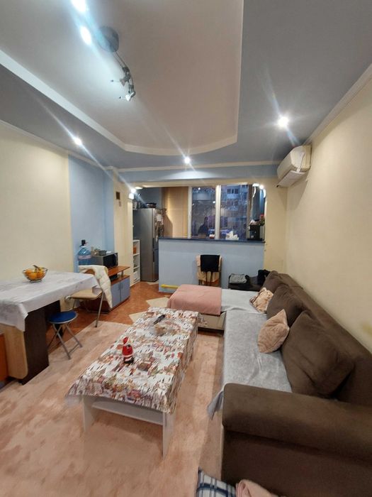 Двустаен апартамент