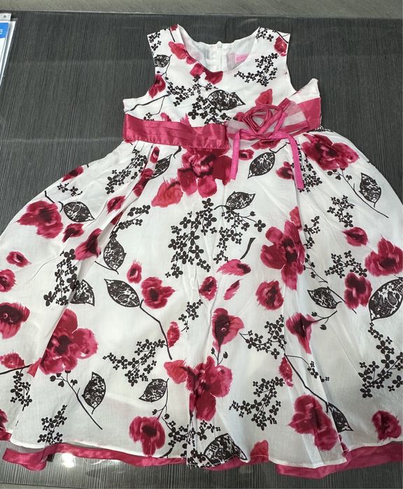 Платье на девочку летние