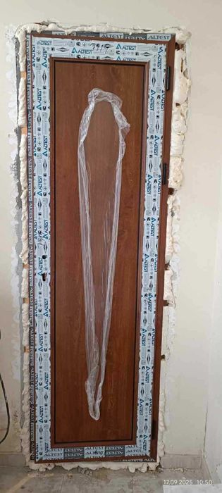 Алуминиева врата за баня