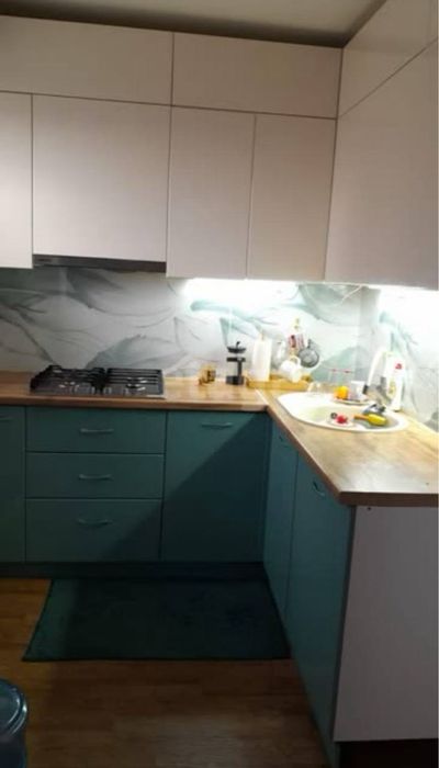 Продам 2-х комнатную на КСК