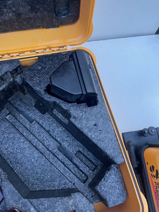 Spectra precision tevi canalizare topcon leica piper