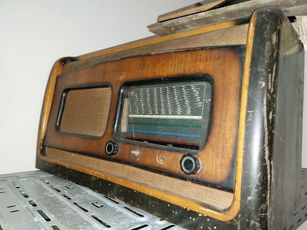 Aparate vechi radio vintage unele functionale, antichitati