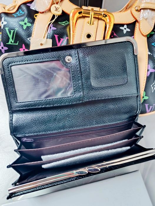 Стилен дамски портфейл D&G