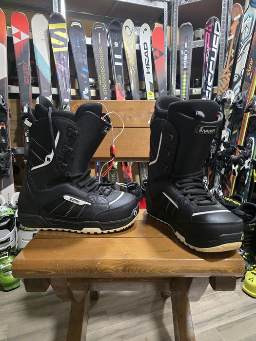 Boots Burton Invader, nr. 45.