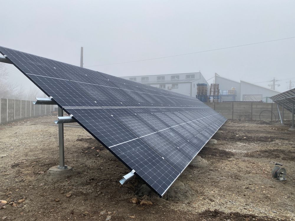 Sistem complet de montaj la sol pentru 10 panouri fotovoltaice