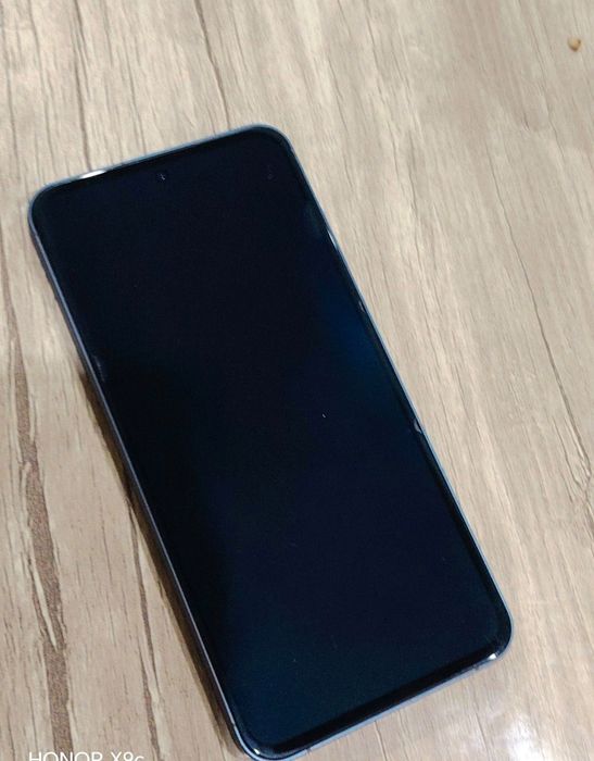 Samsung a 55 5G   holat ideal