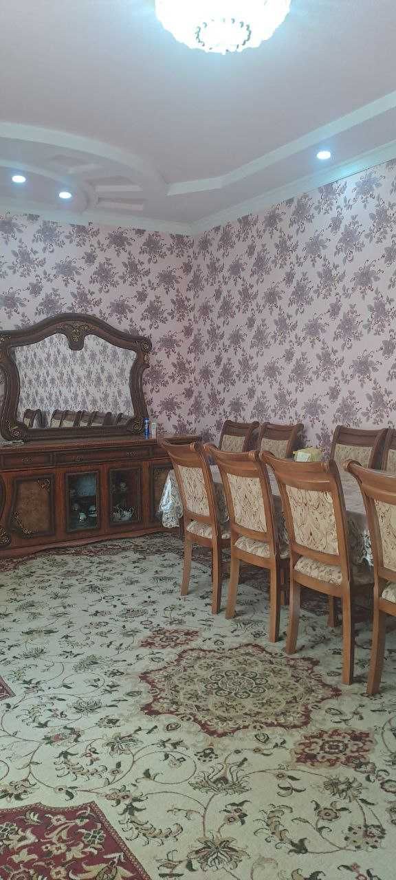 Srochna Sebzorda hovli sotiladi