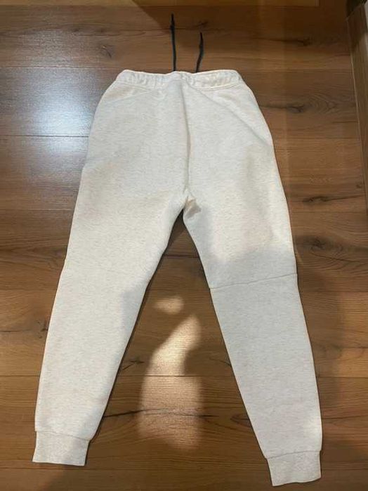 Nike tech fleece долнище