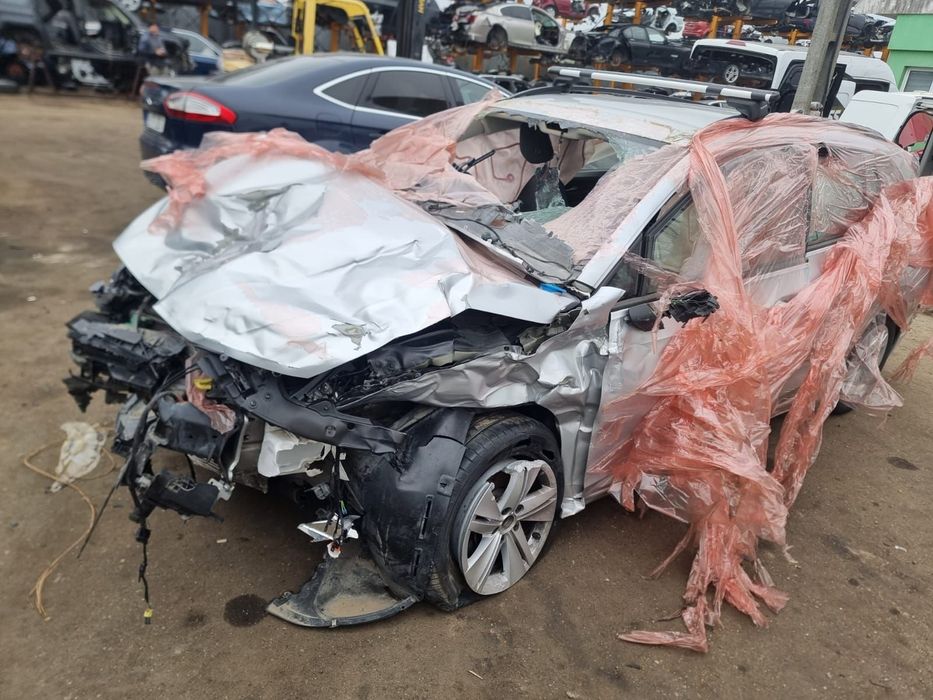 Scut suspensie stanga 5wa825201e Volkswagen VW Golf 8  [din 2020 pana