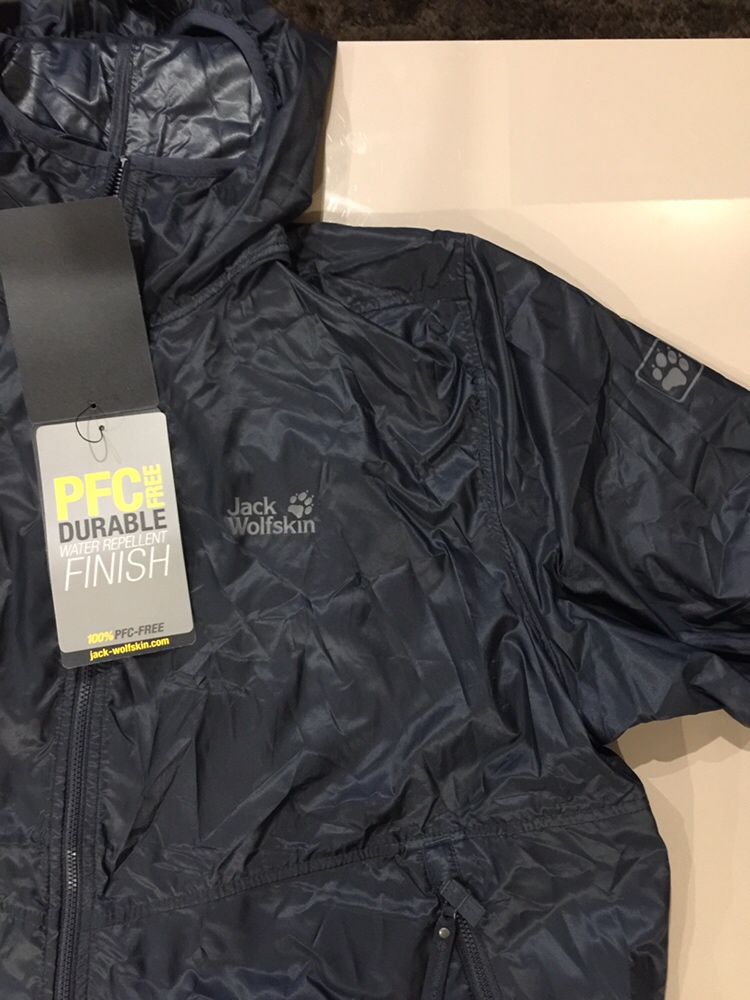 Jack Wolfskin, geaca model Laguna, noua, XXL