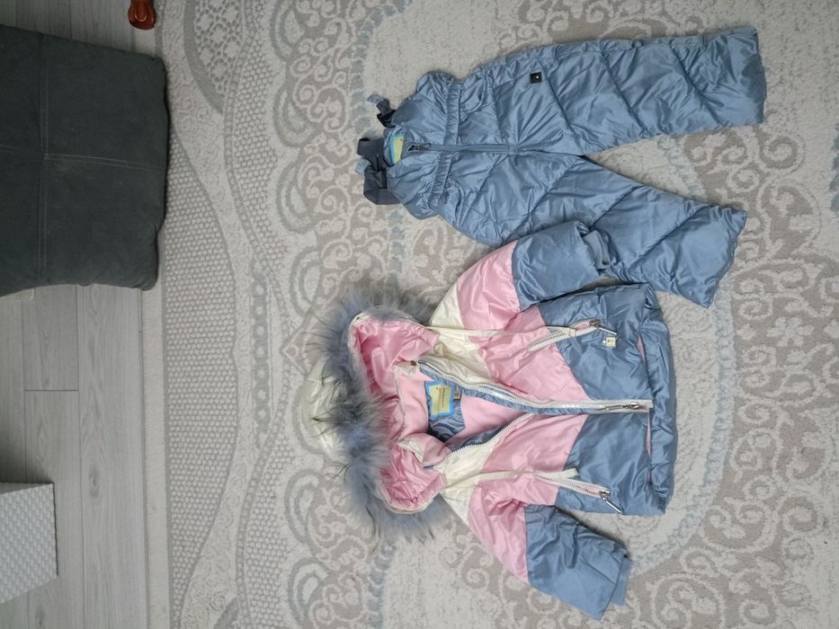 Продам детский зимний костюм на девочку