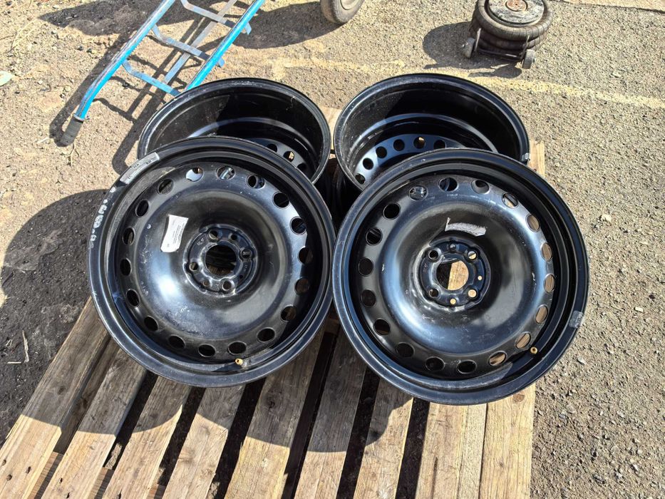 16 цола 4 х 98 мм Алфа Ромео / Фиат / Ланча / Ситроен НЕмо