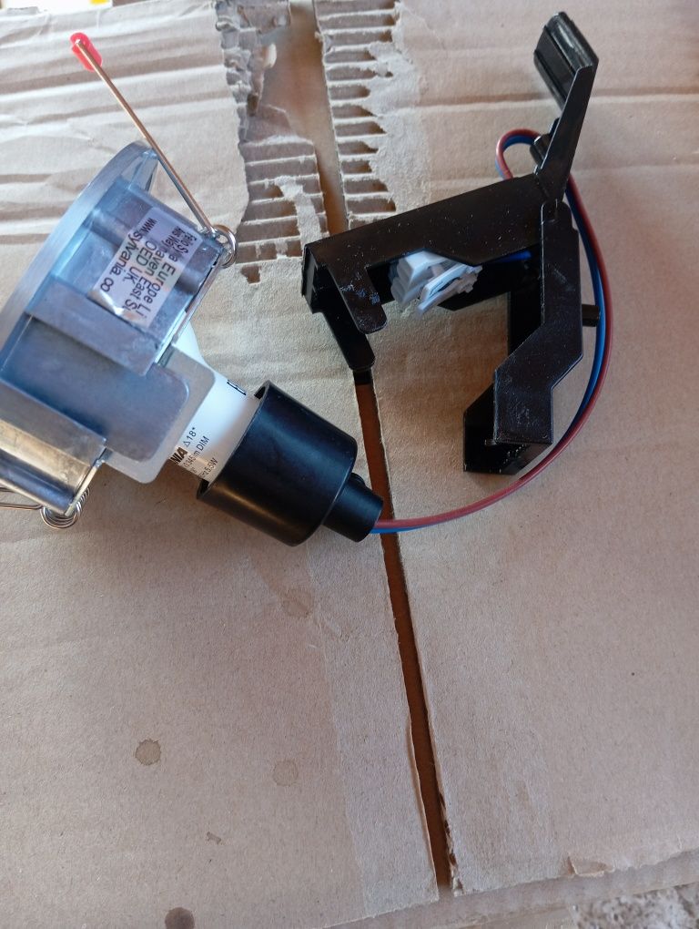Spoturi led 5,5W