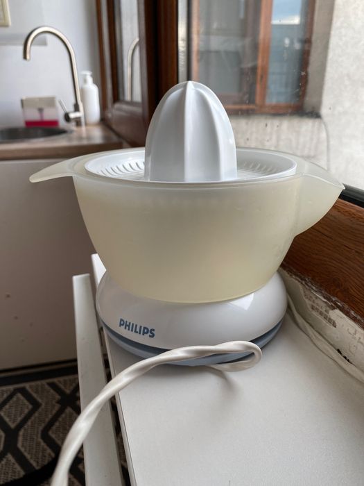 Storcator electric citrice philips