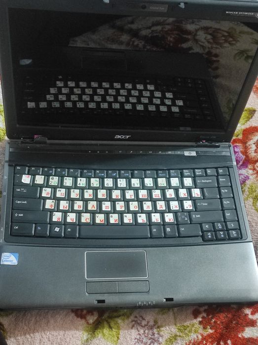 Noutbok Acer sirochna sotiladi