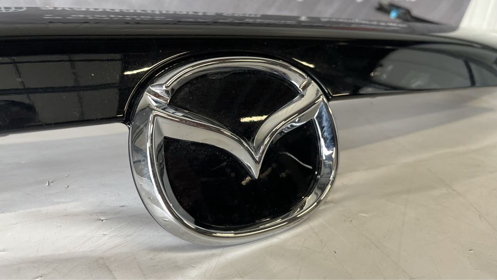 2 броя лайстна от багажна врата Mazda CX30 2019-, CX5 2018-