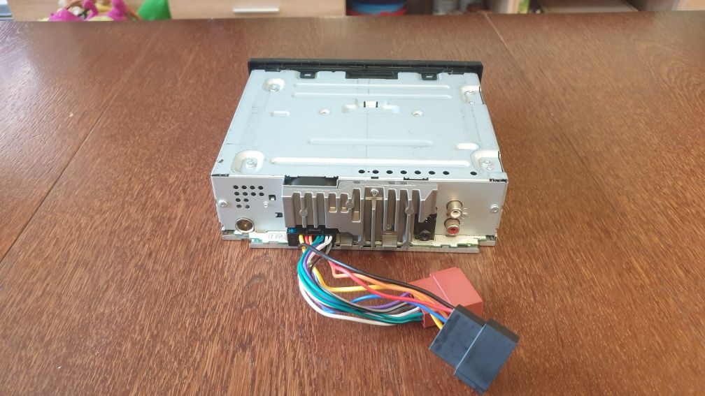 Авто плеър радио музика за кола Пайнер PioneerCDMP-3 USB AUX Bluetooth