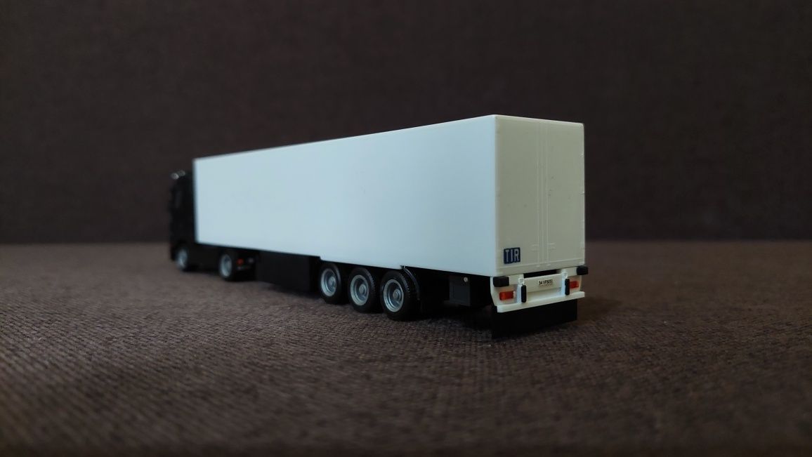 Камиончета Herpa 1:87 Mercedes Actros