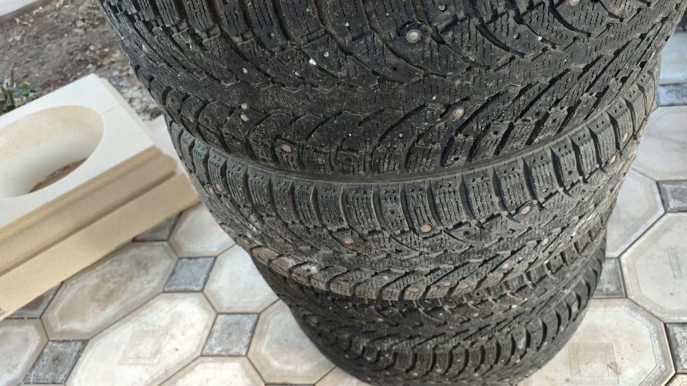 Шины зимние 4 шт