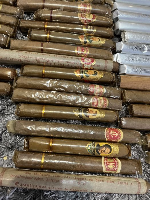 Colectie trabucuru diferite firme.45 bucati