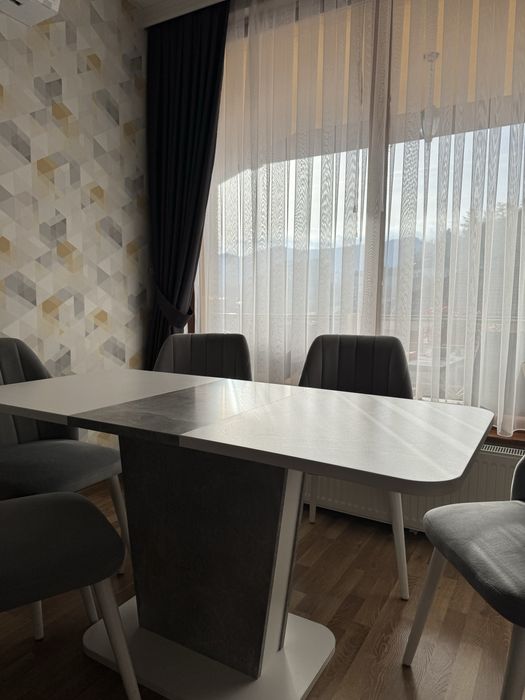 Разтегателна Маса с 6 стола