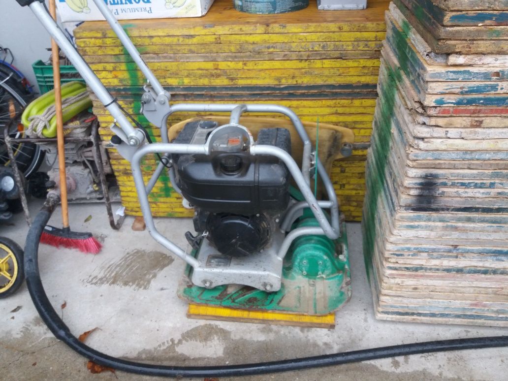 Generator electric 3,8 kw  ,6 kw  ,aparat sudura vibrator beton motobu