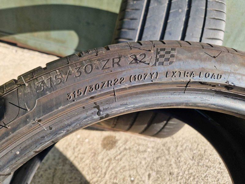 2 cauciucuri de vara Michelin R22 315/30 DOT4423
